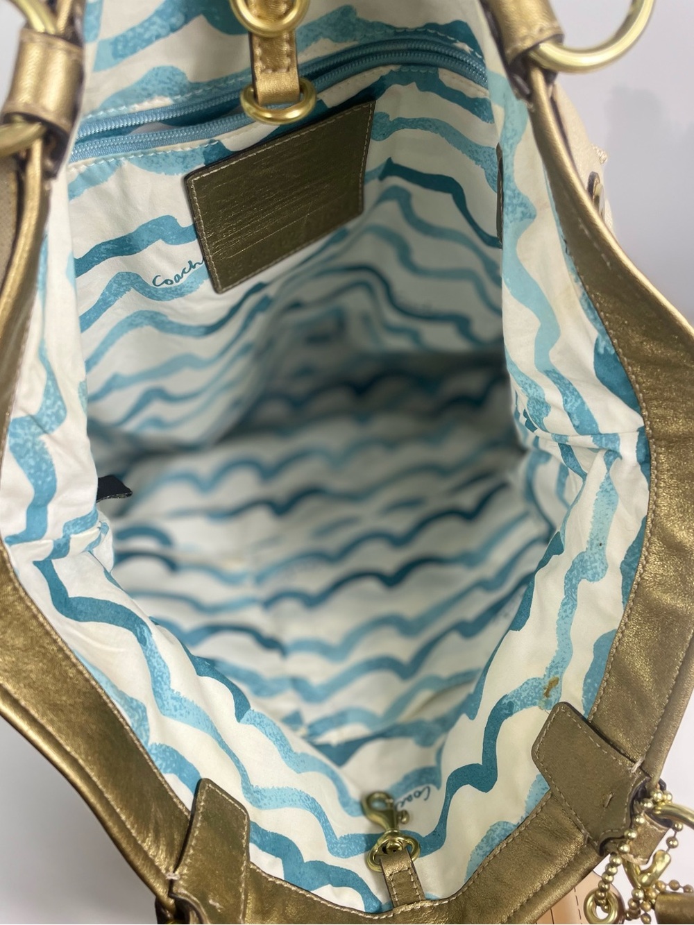 LOW START🚨Authentic Coach Audrey Limited Ed. Gold Canvas Jeweled Starfish Tote - Picture 3 of 11